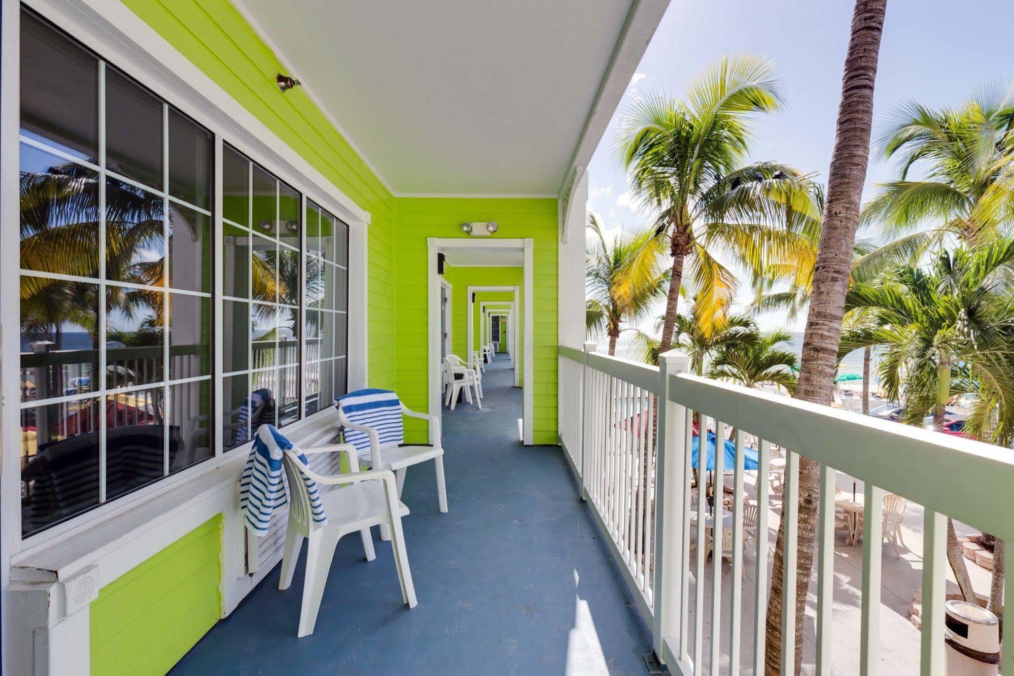 Pierview Hotel And Suites Fort Myers Beach Exterior photo