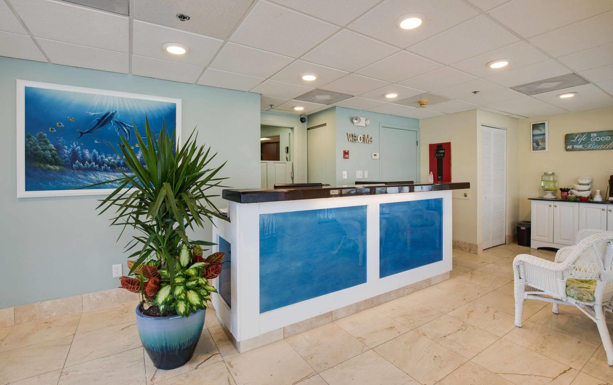 Pierview Hotel And Suites Fort Myers Beach Exterior photo