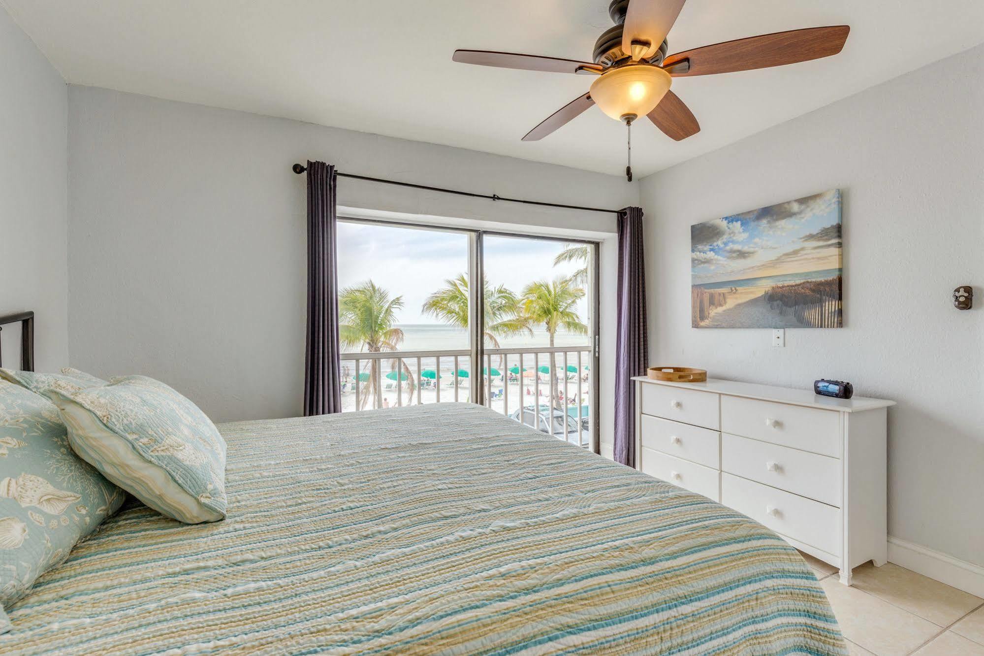 Pierview Hotel And Suites Fort Myers Beach Exterior photo